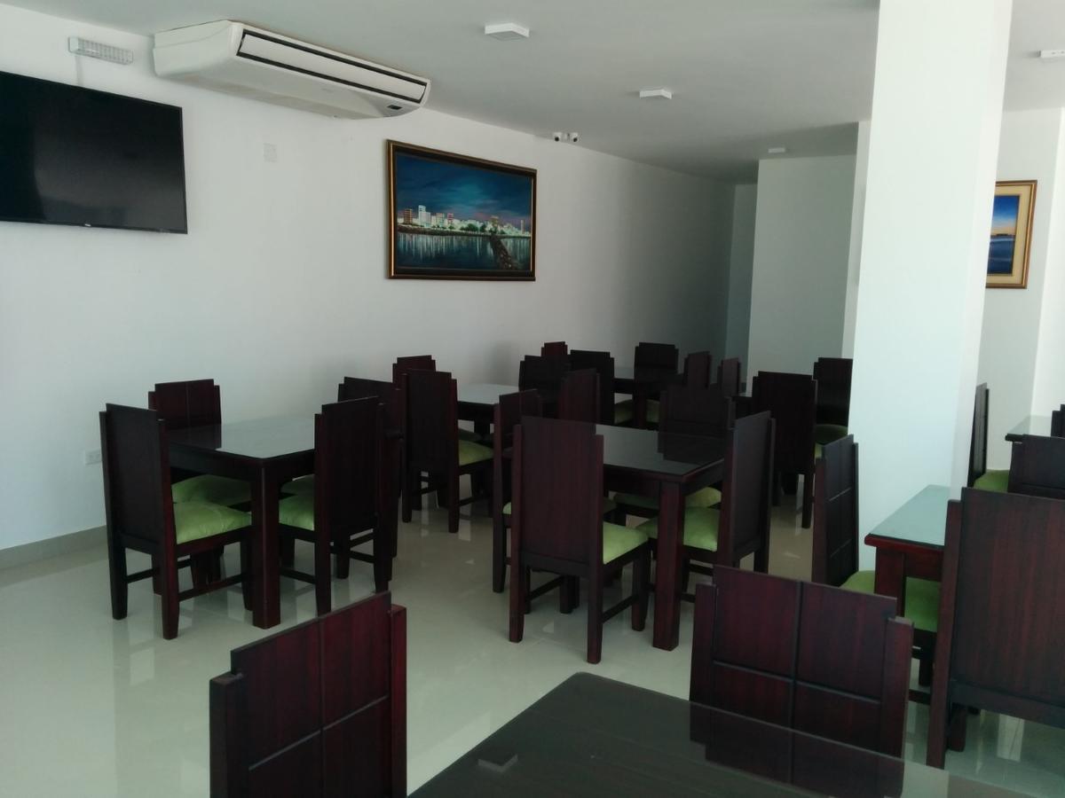 Manta Airport Hotel Екстер'єр фото