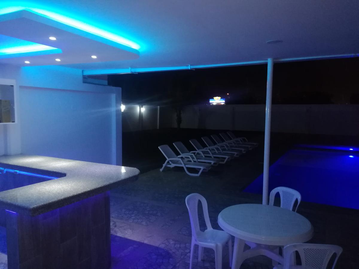 Manta Airport Hotel Екстер'єр фото